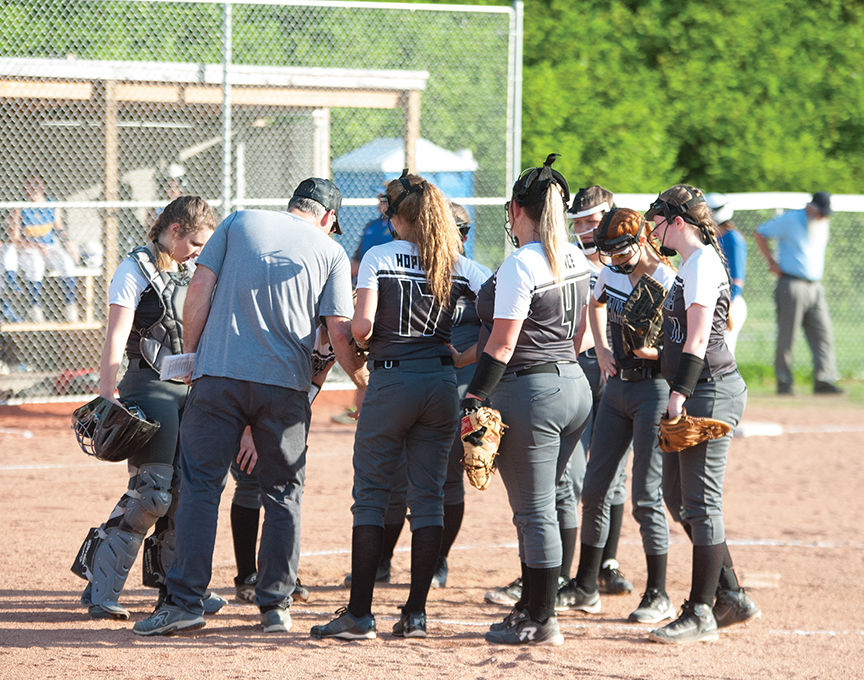 5-4 tvRocky Hall Talks to team .jpg